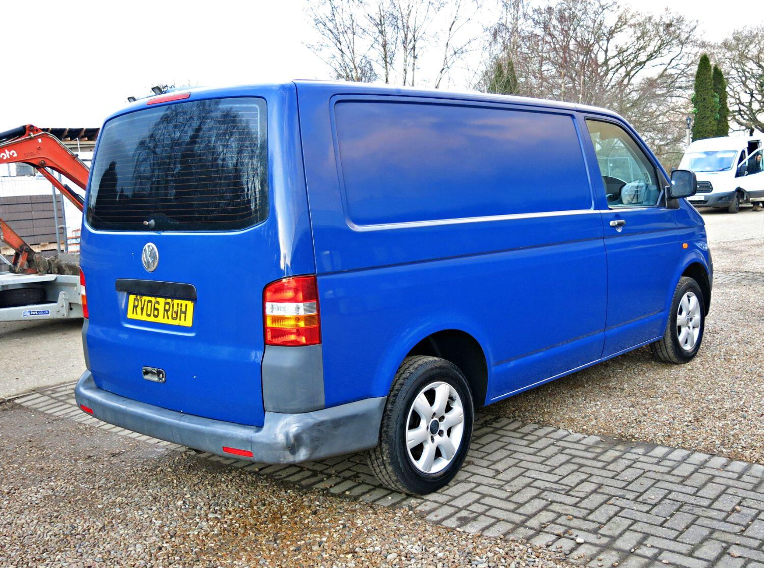Volkswagen Transporter T5 1.9 TDI 102BHP Panel Van – NO VAT | Tailgate | T30 Model - Thumbnail 3