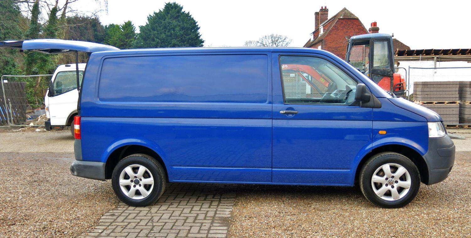 Volkswagen Transporter T5 1.9 TDI 102BHP Panel Van – NO VAT | Tailgate | T30 Model - Thumbnail 5
