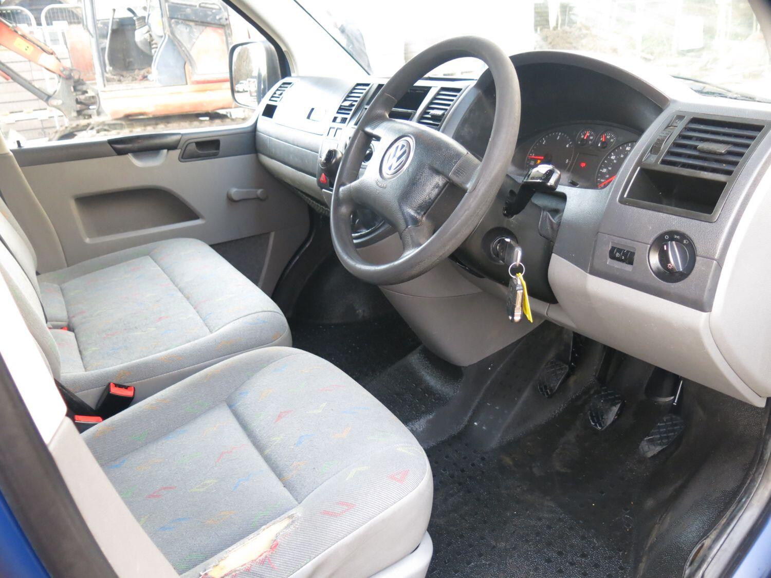 Volkswagen Transporter T5 1.9 TDI 102BHP Panel Van – NO VAT | Tailgate | T30 Model - Thumbnail 6