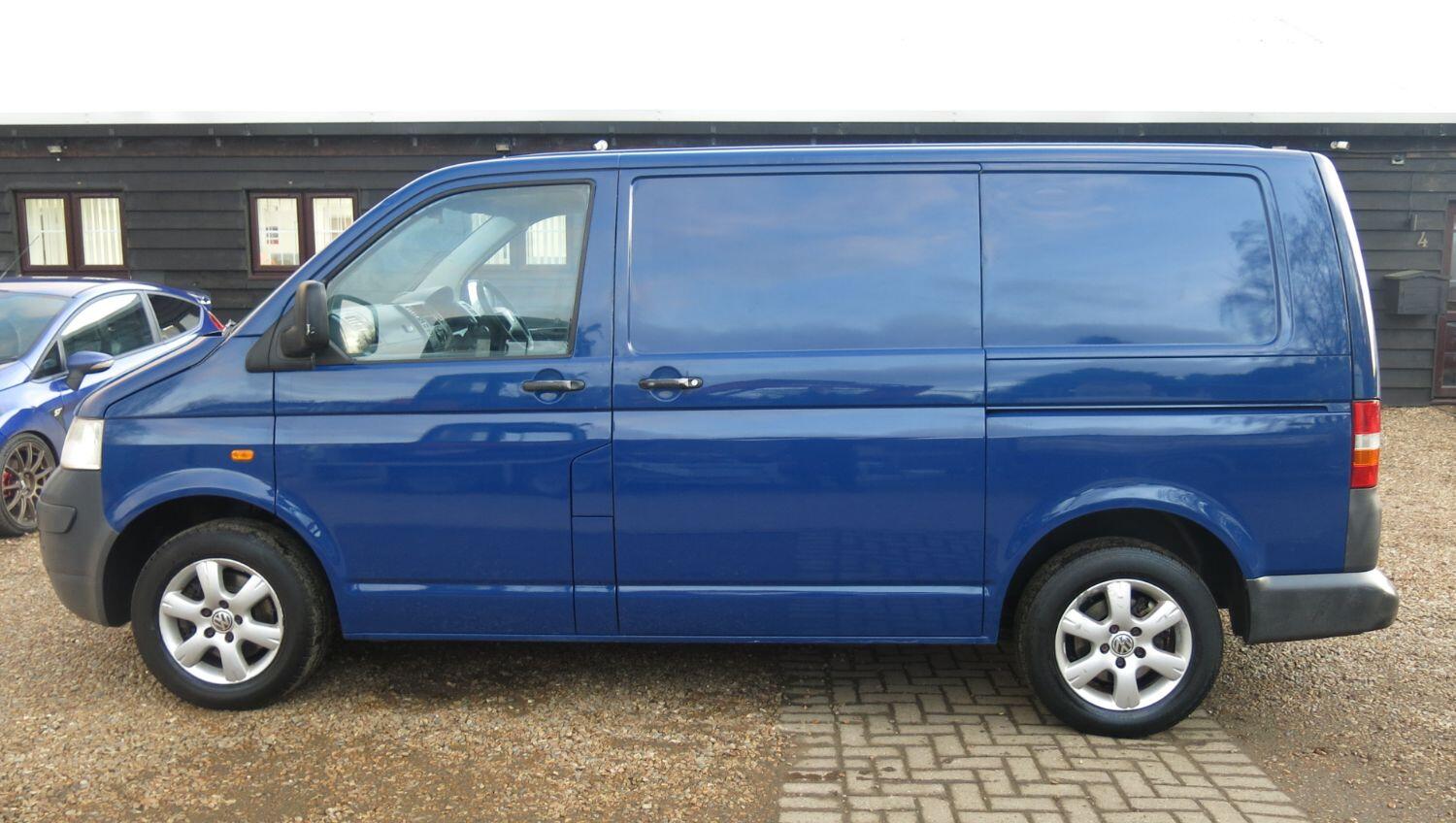 Volkswagen Transporter T5 1.9 TDI 102BHP Panel Van – NO VAT | Tailgate | T30 Model - Thumbnail 8