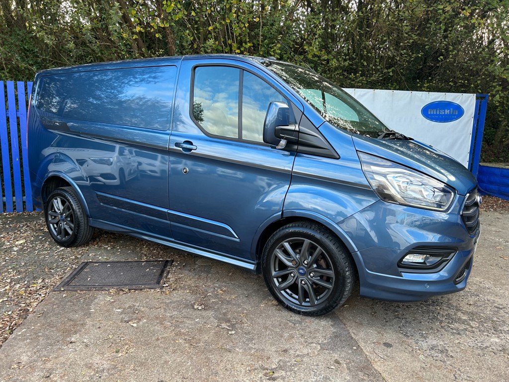 2019 Ford Transit Custom 290 Sport Auto - Thumbnail 2