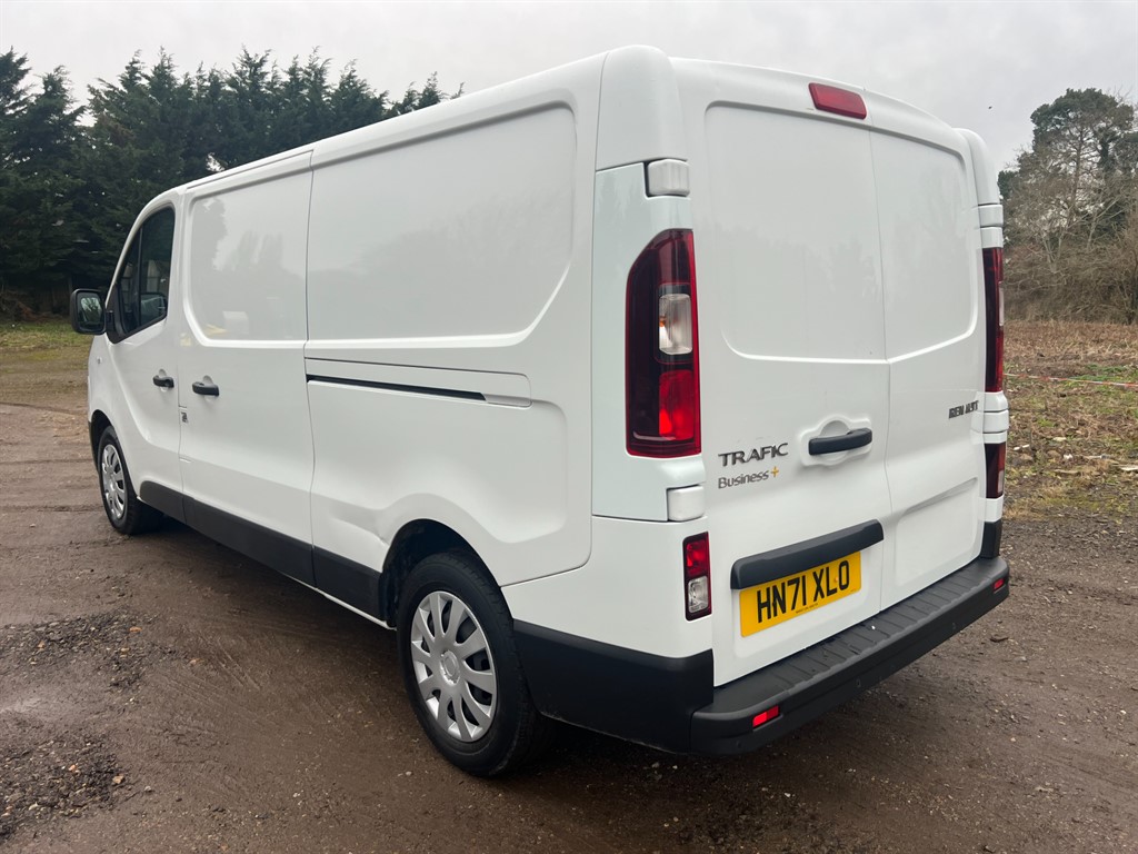 Renault Trafic LL30 Business Plus Energy dCi ā Long Wheelbase (LWB) Panel Van - Thumbnail 6