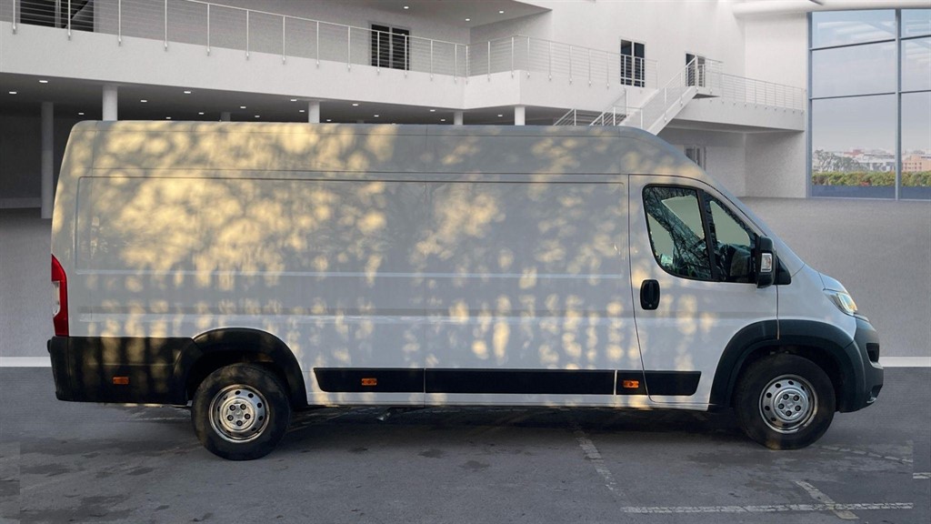 2022 (72) Vauxhall Movano 2.2 CDTi 3500 BiTurbo HDT Dynamic L4 Medium Roof | 16K Miles | FWD | EURO 6 | PLUS VAT - Thumbnail 2