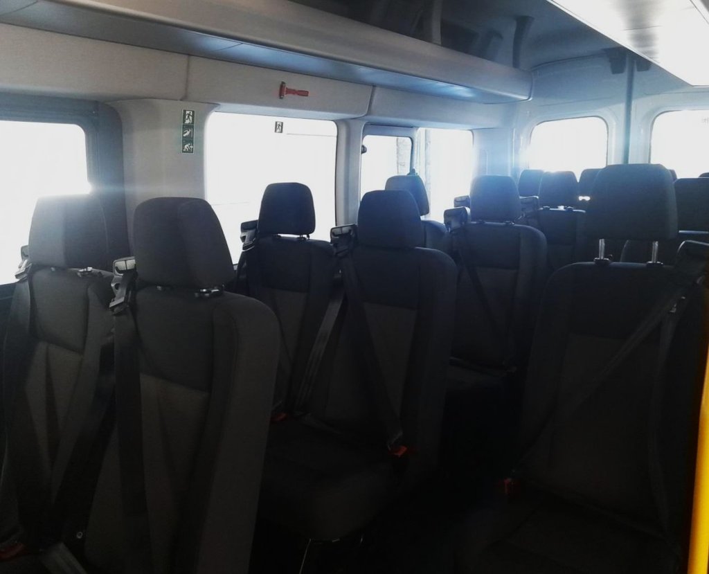 2020 Ford Transit 460 EcoBlue Trend 2.0 TDCi L4 H3 Minibus ā 17 Seats | Euro 6 | DRW | Air Con | ULEZ Compliant - Thumbnail 4