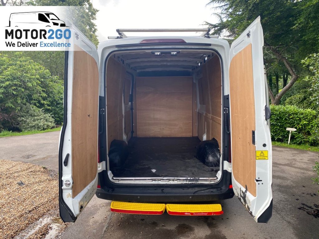 2023 Maxus Deliver 9 2.0 BASE L3H3 | 145 BHP | Euro 6 ULEZ | Air Con | Cruise | Bluetooth - Thumbnail 6