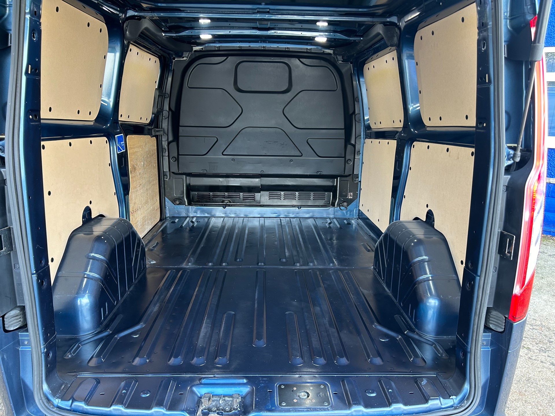 Ford Transit Custom - Thumbnail 5