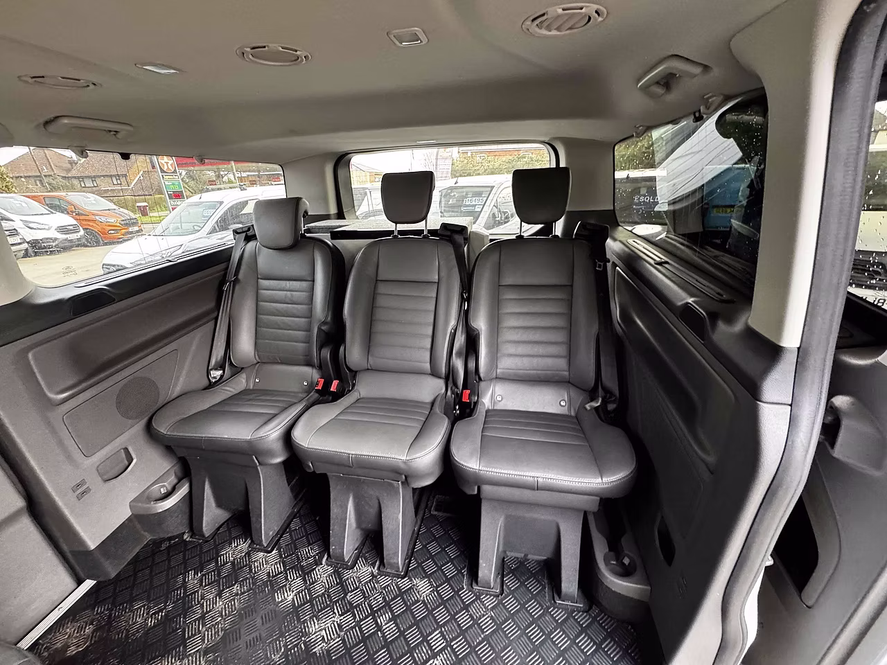 Ford Tourneo Custom 320 EcoBlue Titanium EURO 6 - AUTO 8 SEATER BUS - Thumbnail 7