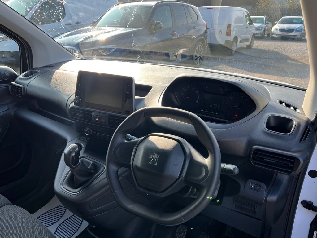2020 Peugeot Partner 1.5 BlueHDi 1000 Professional Panel Van (100bhp) | Euro 6 | ULEZ Compliant - Thumbnail 10