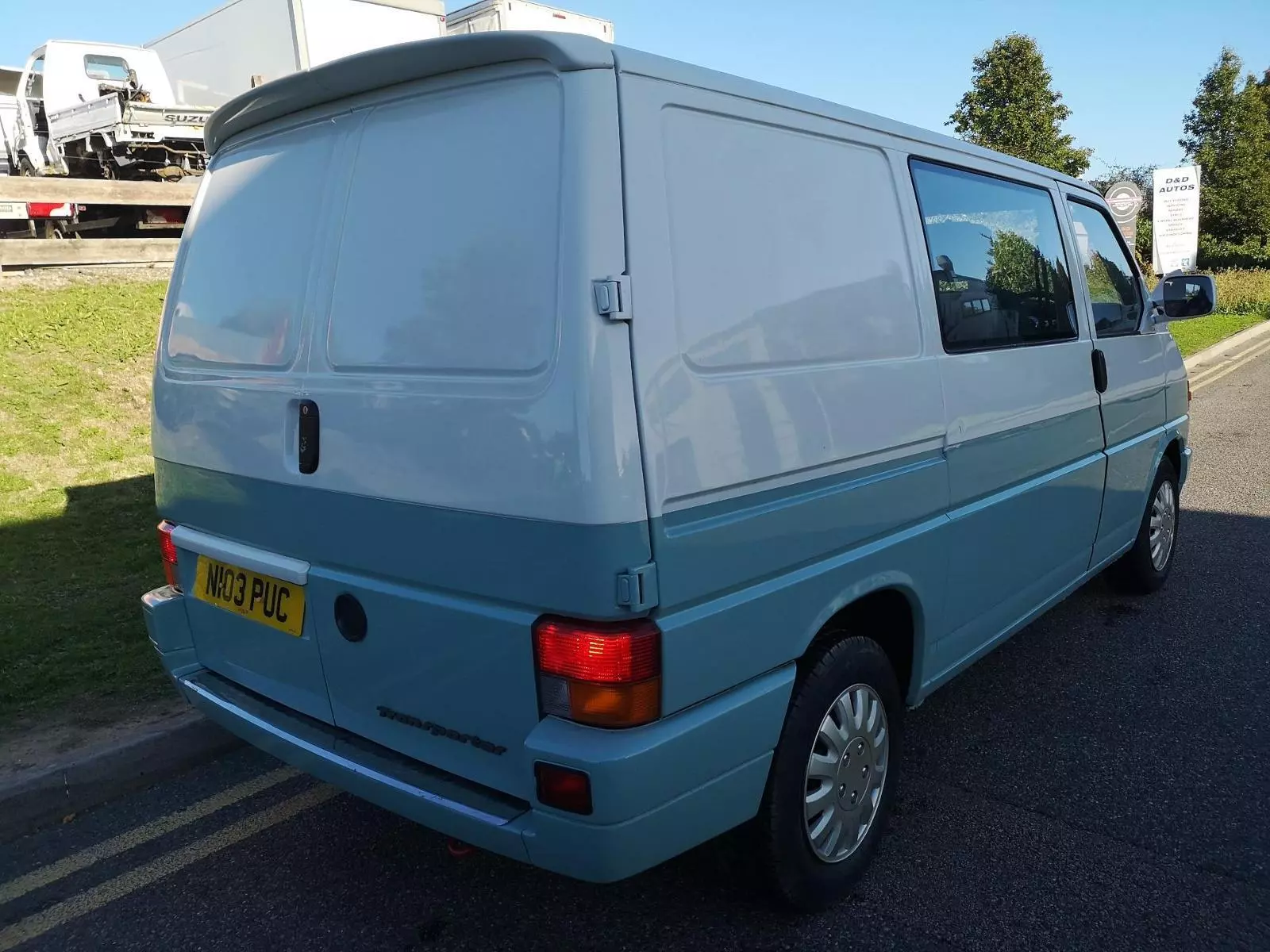 1996 Volkswagen Transporter Caravelle T4 2.0L Petrol (7 Seats - Camper Ready) - Thumbnail 8