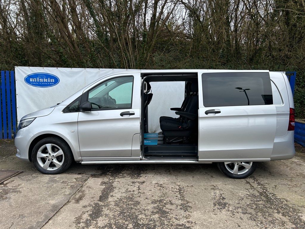 Mercedes Vito 116CDI Sport Auto – Premium 5-Seater Crew Van with Only 84k Miles - Thumbnail 9