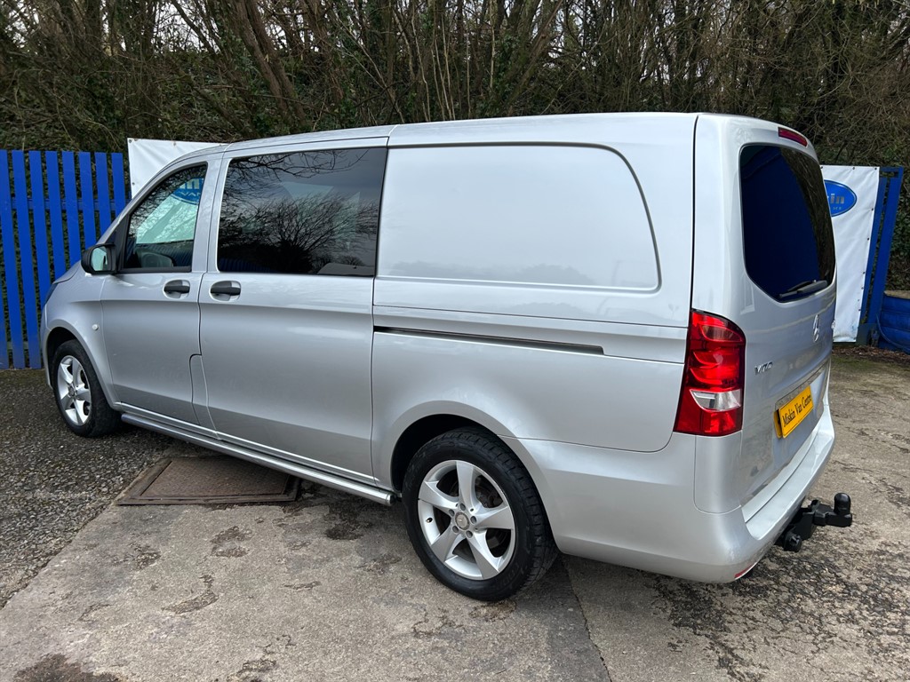 Mercedes Vito 116CDI Sport Auto – Premium 5-Seater Crew Van with Only 84k Miles - Thumbnail 4