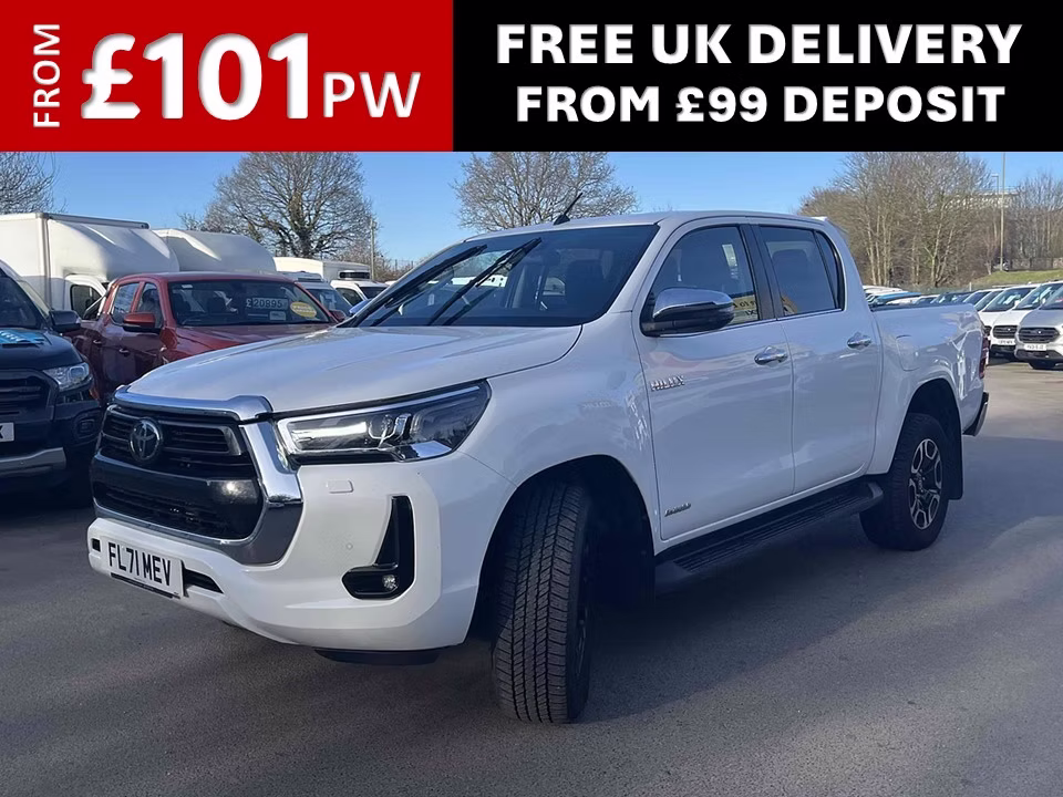 Toyota Hilux D-4D Invincible EURO 6 - MANUAL - 2.4L