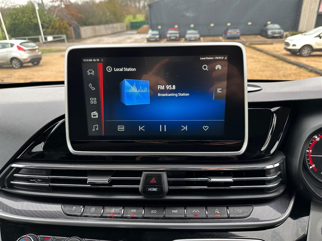 2023 (23) Maxus Deliver 9 2.0 D20 LUX LWB High Roof – 14K Miles | AIR CON | CARPLAY | CAMERA | EURO 6 | NO VAT - Thumbnail 10