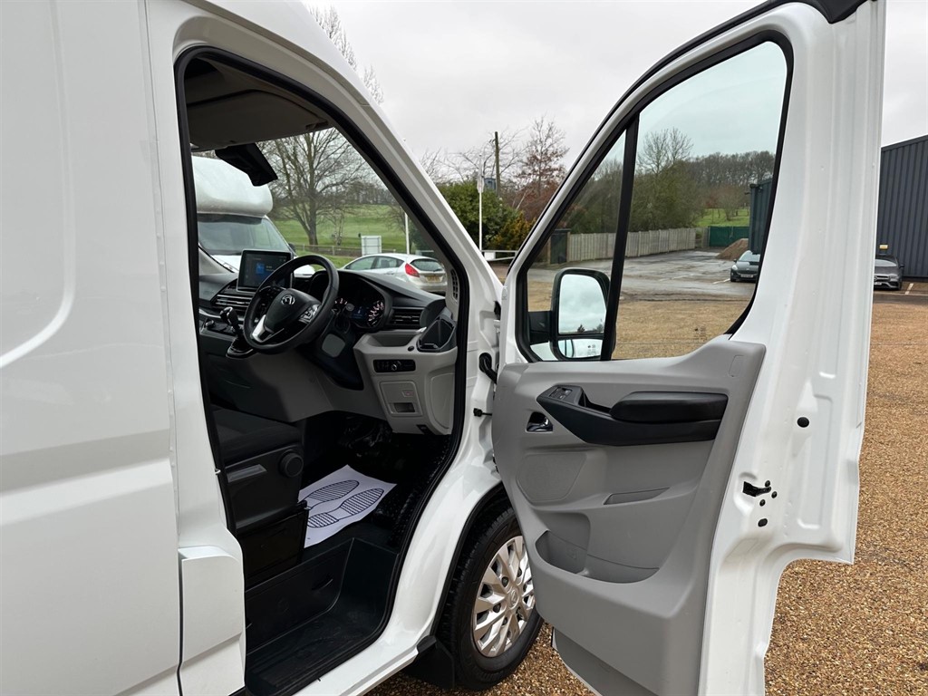 2023 (23) Maxus Deliver 9 2.0 D20 LUX LWB High Roof – 14K Miles | AIR CON | CARPLAY | CAMERA | EURO 6 | NO VAT - Thumbnail 5