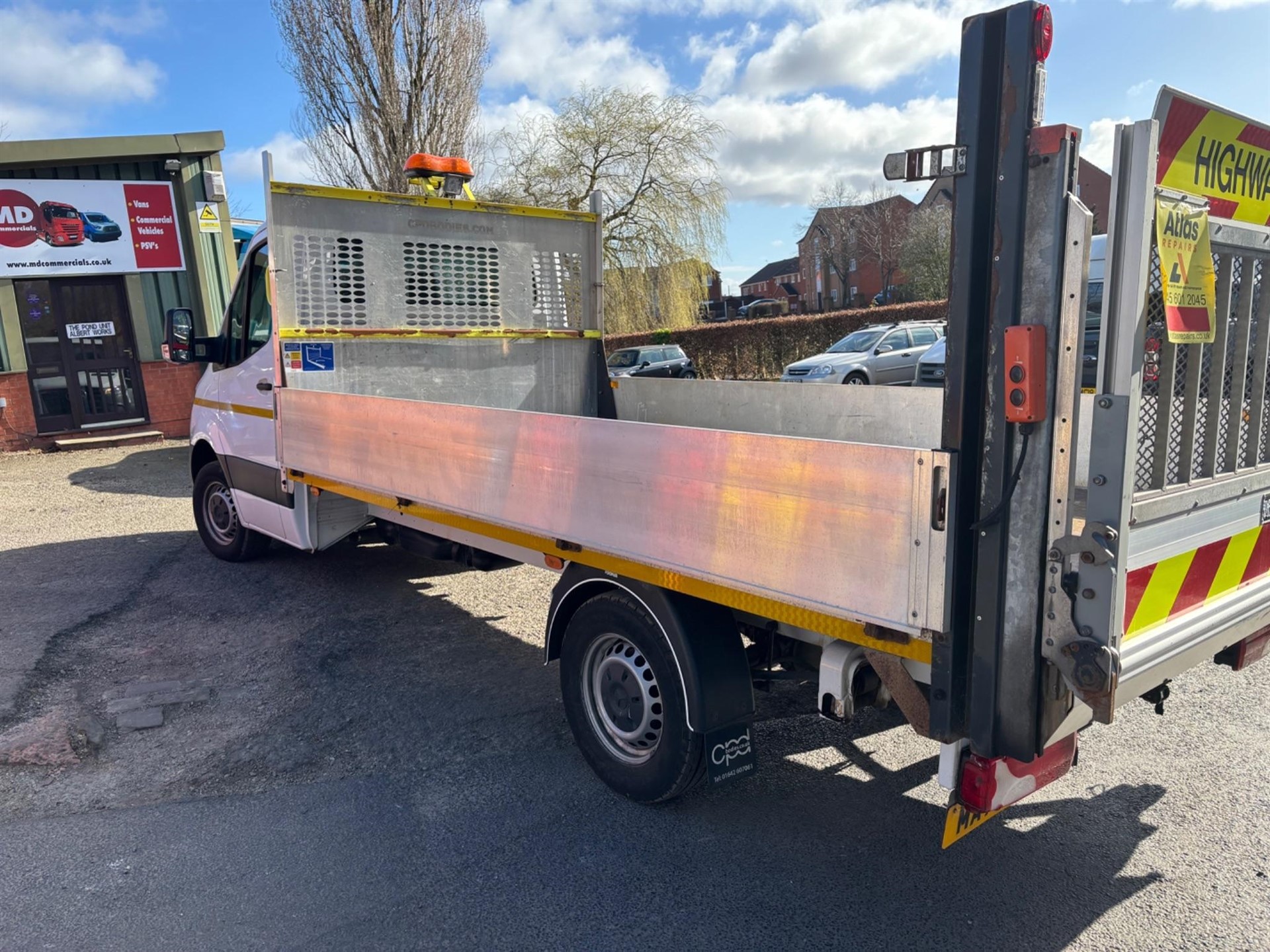 2022 Mercedes-Benz Sprinter 2.0 315 CDI L3 H2 Premium Dropside Van (150BHP) - Thumbnail 8