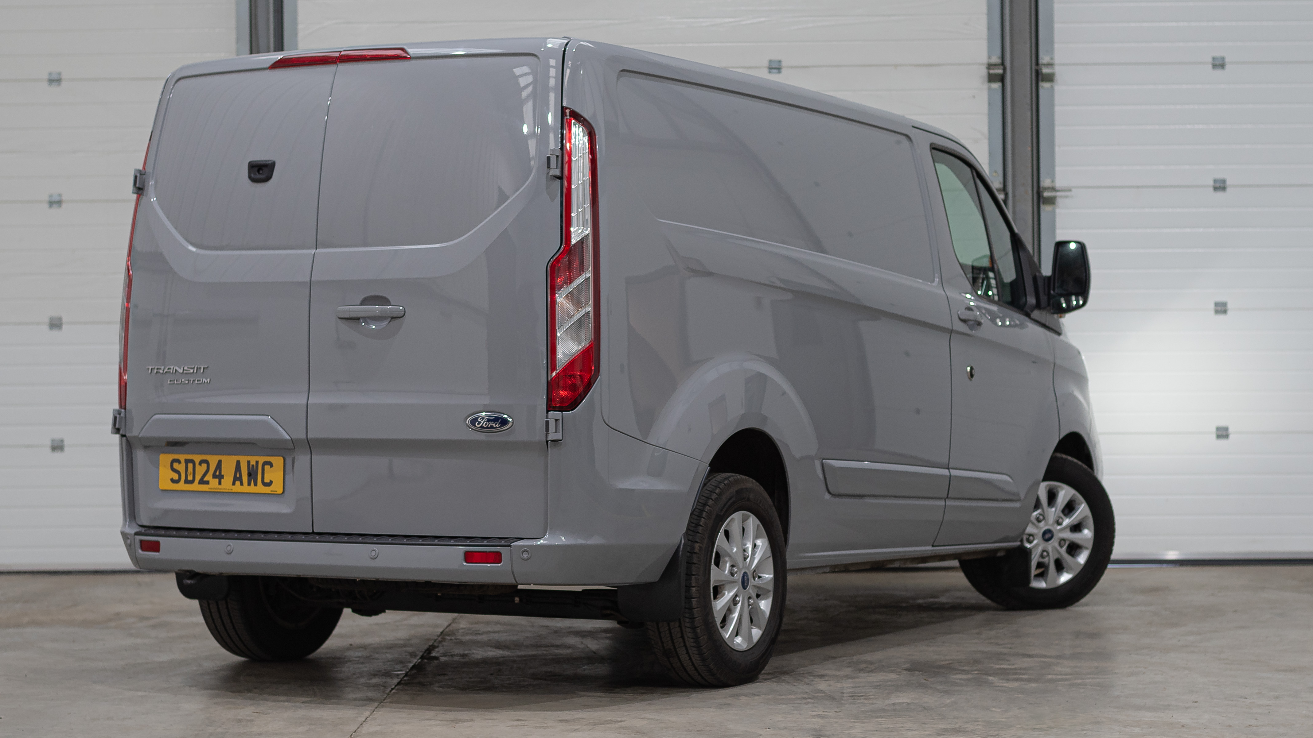 FORD TRANSIT CUSTOM - Thumbnail 5