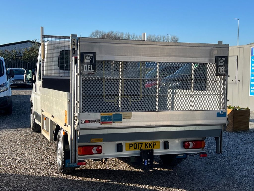 2017 Peugeot Boxer 2.2 HDi 335 L3 Dropside Crew Cab | Only 27,000 Miles | Ex-MOD | Full Service History - Thumbnail 5