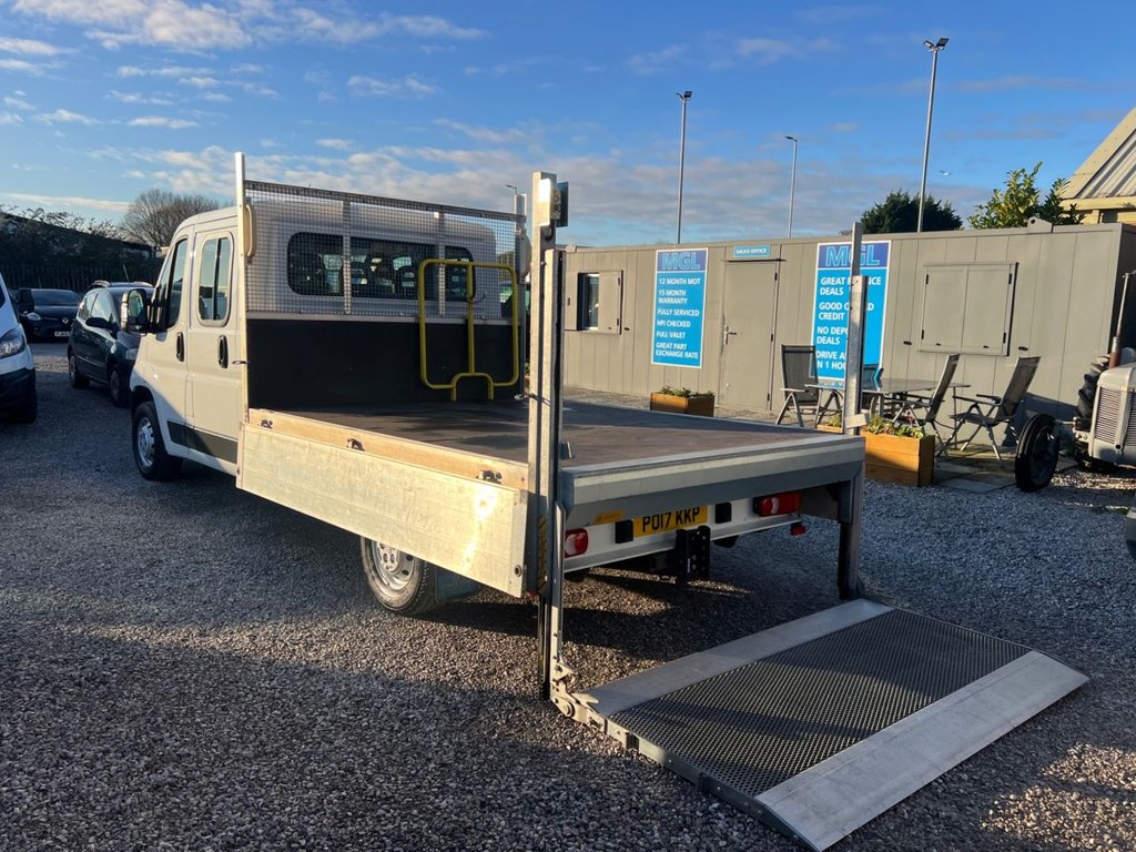 2017 Peugeot Boxer 2.2 HDi 335 L3 Dropside Crew Cab | Only 27,000 Miles | Ex-MOD | Full Service History - Thumbnail 9