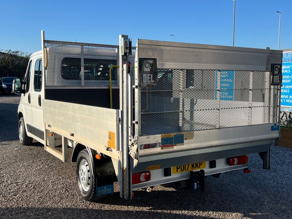 2017 Peugeot Boxer 2.2 HDi 335 L3 Dropside Crew Cab | Only 27,000 Miles | Ex-MOD | Full Service History - Thumbnail 4