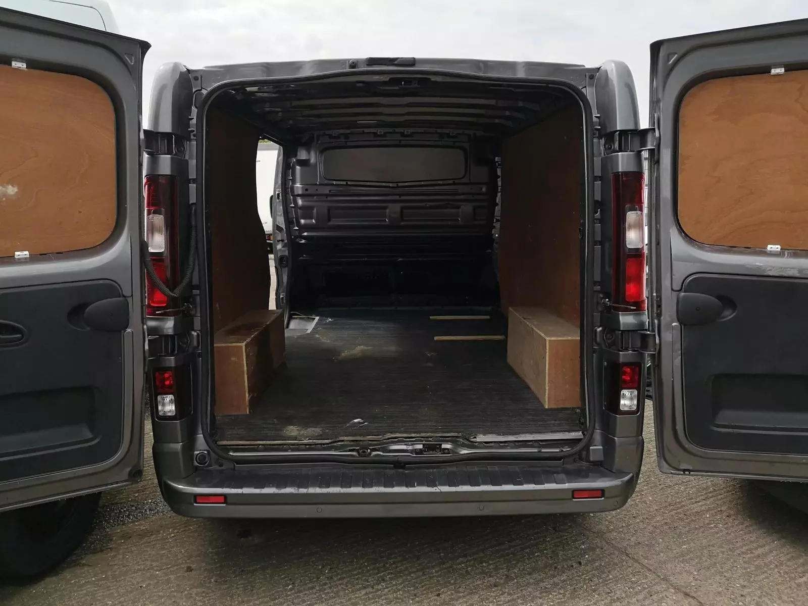2016 Vauxhall Vivaro 1.6 BiTurbo LWB Sportive – Euro 6 – ULEZ Compliant – No VAT - Thumbnail 8