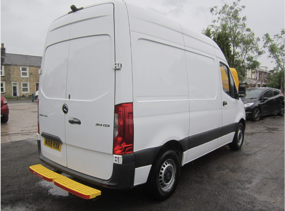 Mercedes Sprinter 314 CDI L1 SWB High Roof (Euro 6) - Thumbnail 2