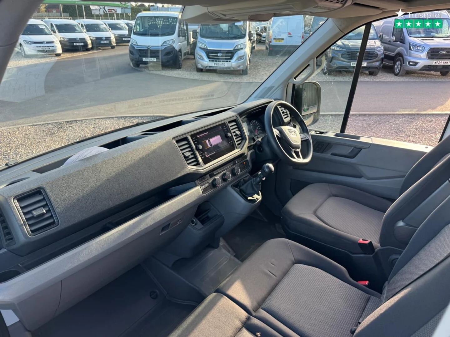 2023 MAN TGE 3.140 Lion XS SWB Panel Van β Medium Roof | Euro 6 | Air Con | Sensors | White | ULEZ Compliant - Thumbnail 9