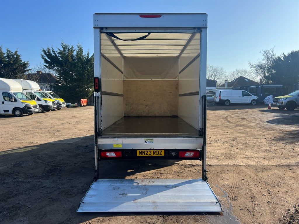 Ford Transit 350 Leader Luton EcoBlue ā Long Wheelbase L4 ā MK8 Facelift Model - Thumbnail 9