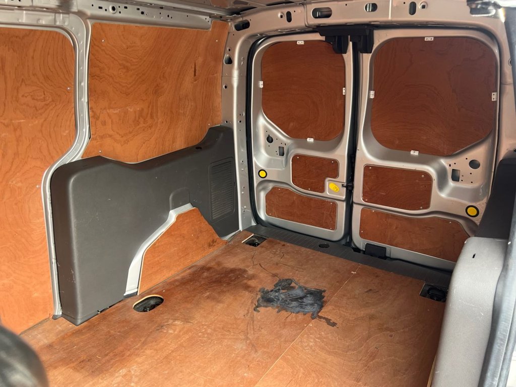 2019 Ford Transit Connect 1.5 240 EcoBlue Limited Panel Van L2 ā Euro 6 | 120PS | Long Wheelbase - Thumbnail 4