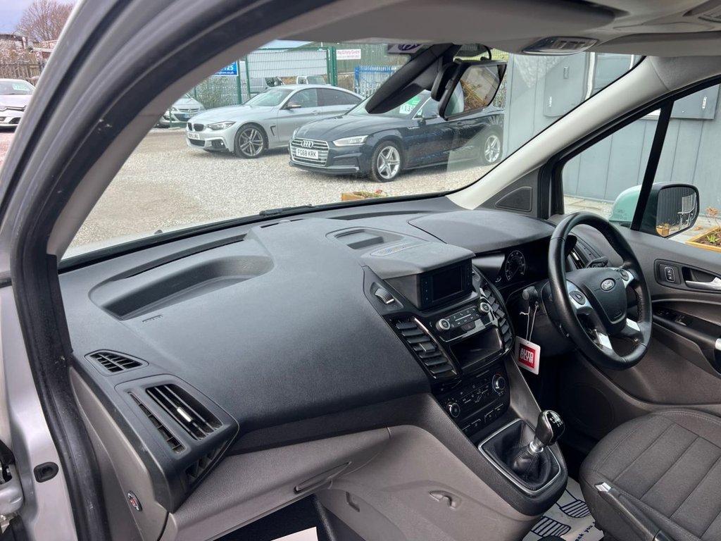 2019 Ford Transit Connect 1.5 240 EcoBlue Limited Panel Van L2 ā Euro 6 | 120PS | Long Wheelbase - Thumbnail 3