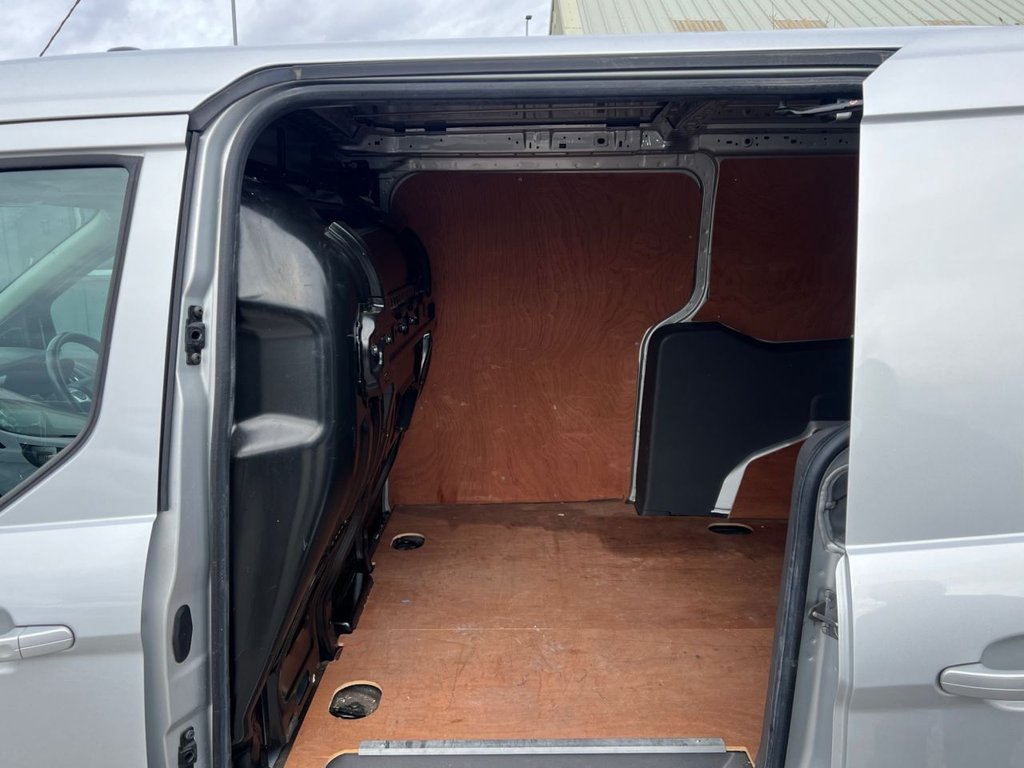 2019 Ford Transit Connect 1.5 240 EcoBlue Limited Panel Van L2 ā Euro 6 | 120PS | Long Wheelbase - Thumbnail 5