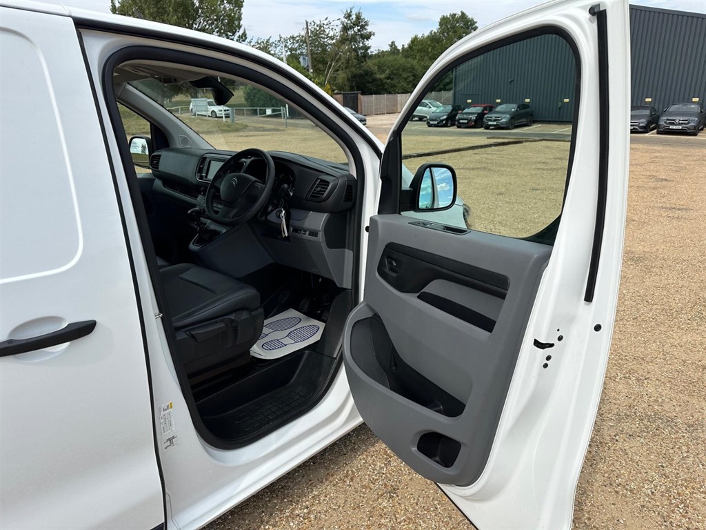 2022 Citroën Dispatch 1.5 BlueHDi 1000 Enterprise Pro M FWD Euro 6 (s/s) – NO VAT - Thumbnail 7