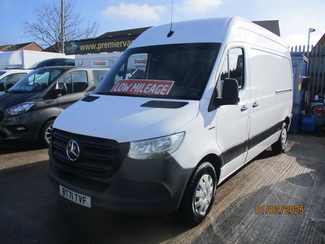 2021 Mercedes-Benz eSprinter Progressive L2 H2 Electric Panel Van – Automatic, 55kWh, 71 Plate