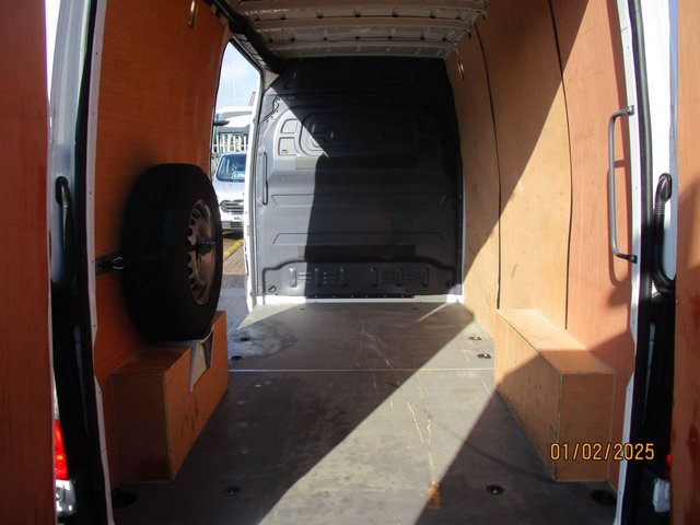2021 Mercedes-Benz eSprinter Progressive L2 H2 Electric Panel Van – Automatic, 55kWh, 71 Plate - Thumbnail 10