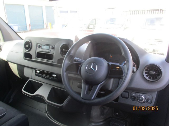 2021 Mercedes-Benz eSprinter Progressive L2 H2 Electric Panel Van – Automatic, 55kWh, 71 Plate - Thumbnail 8