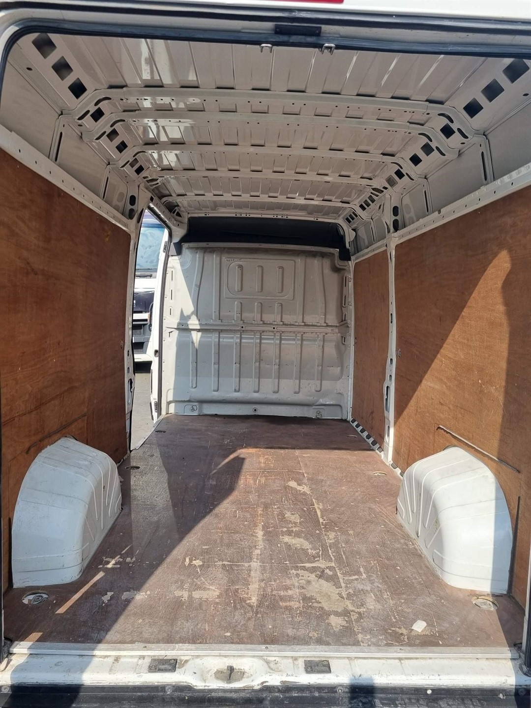 2018 Peugeot Boxer 2.0 BlueHDi 335 Professional L3 H2 (Euro 6) - Thumbnail 2