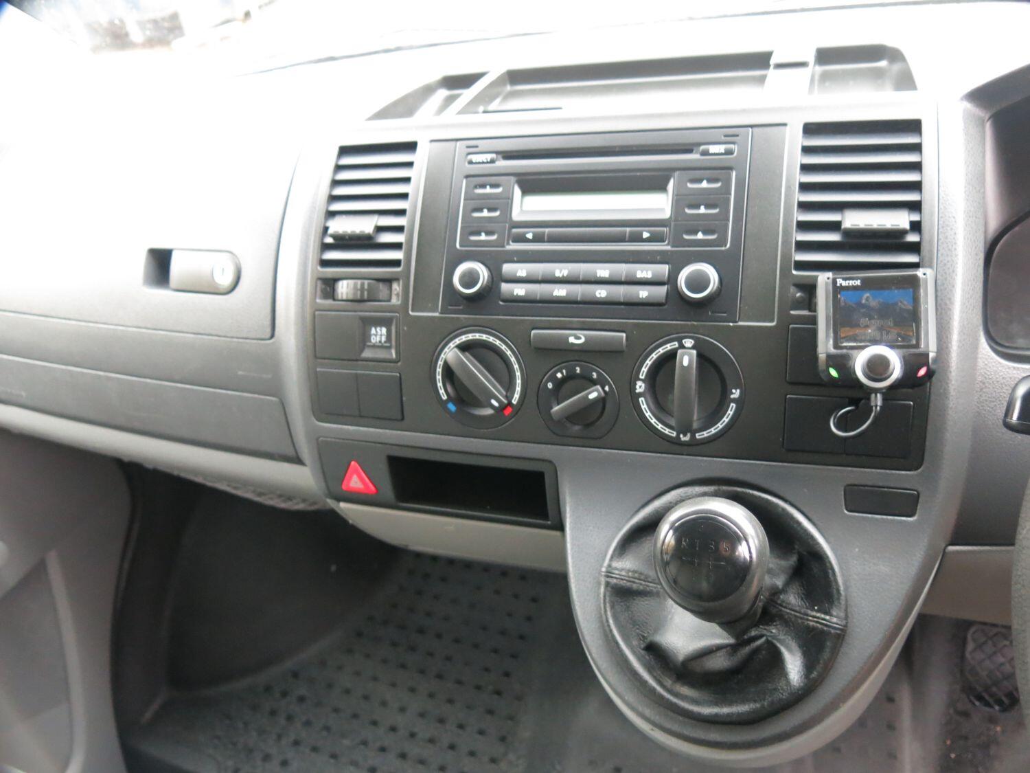 2008 Volkswagen Transporter T5 1.9 TDI SWB Panel Van – No VAT | Pure Grey | 5-Speed Manual - Thumbnail 5