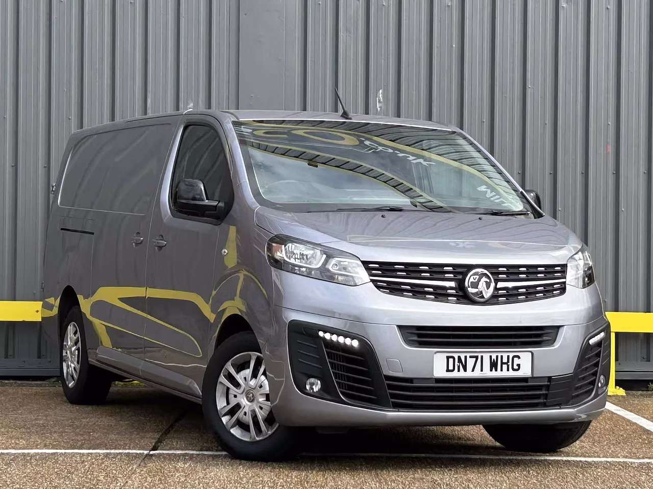 Vauxhall Vivaro 2.0 Turbo D 3100 Sportive Panel Van - Thumbnail 6