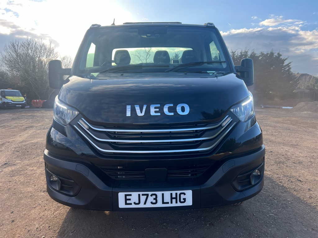 Iveco Daily 50C18H 15FT Recovery Truck – Like New – Only 1,900 Miles! - Thumbnail 3