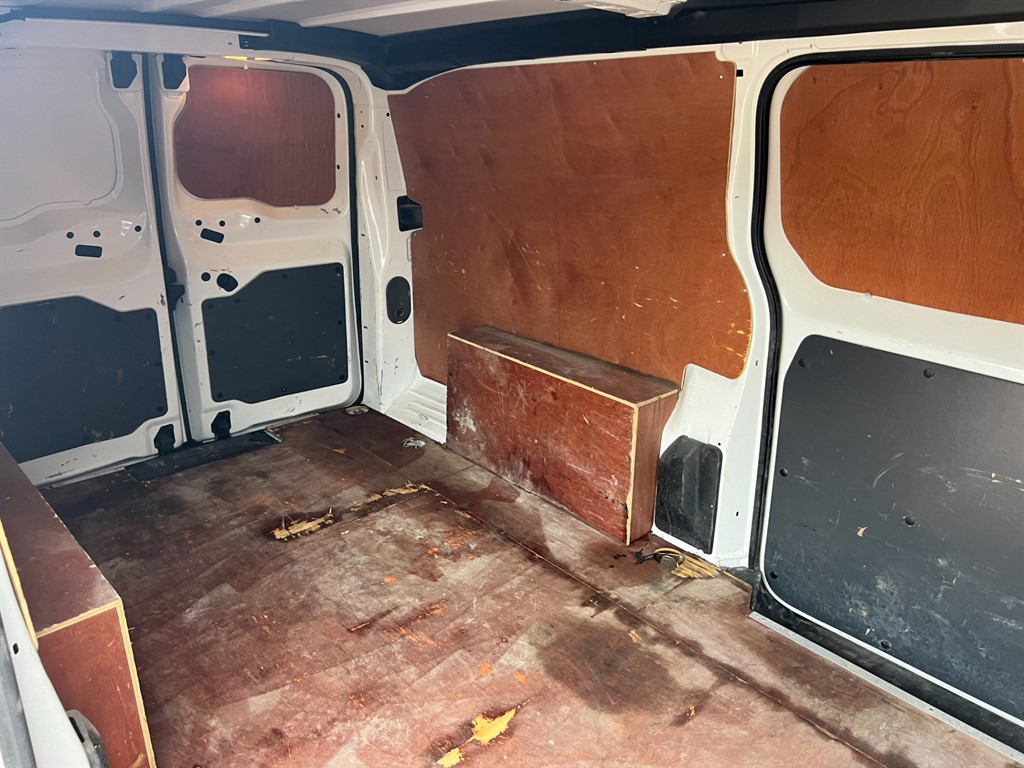 Vauxhall Vivaro L2H1 2900 Sportive S/S – Reliable & Versatile Work Van - Thumbnail 5