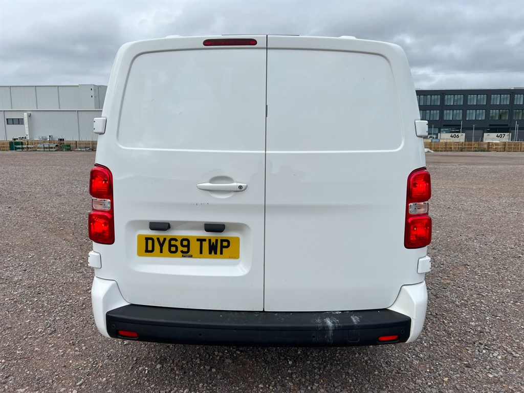 Vauxhall Vivaro L2H1 2900 Sportive S/S – Reliable & Versatile Work Van - Thumbnail 9
