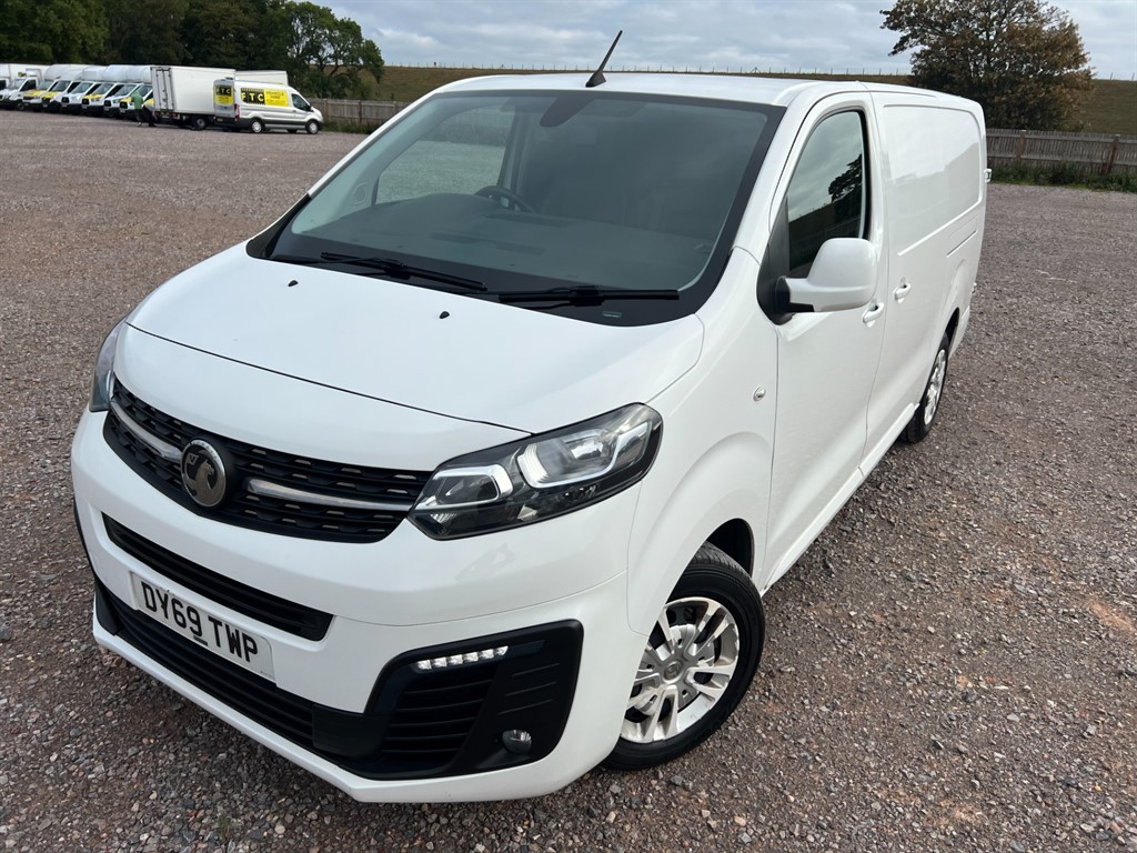 Vauxhall Vivaro L2H1 2900 Sportive S/S – Reliable & Versatile Work Van - Thumbnail 10