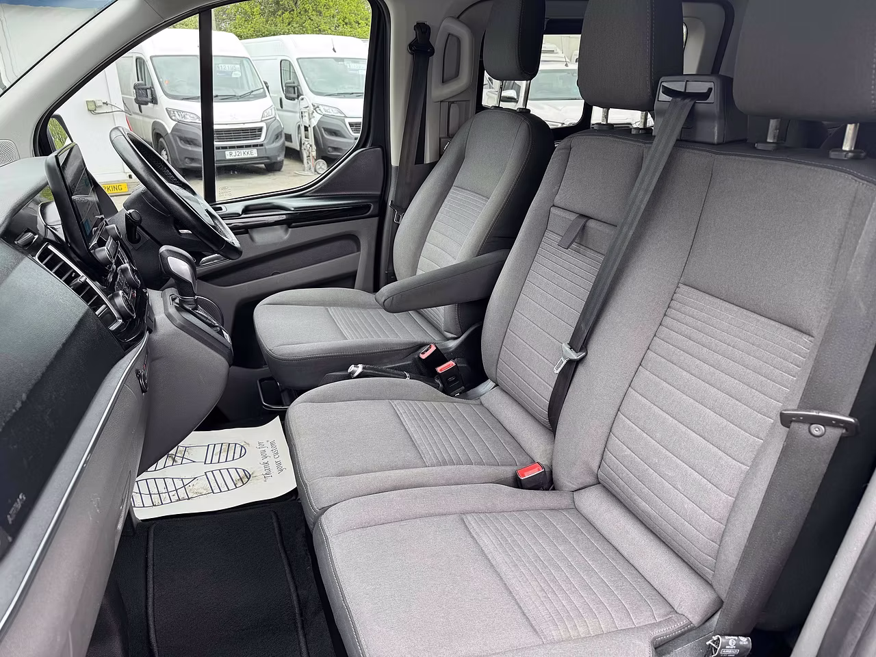 Ford Tourneo Custom 320 EcoBlue Titanium AUTO - NO VAT - CREW VAN - Thumbnail 9