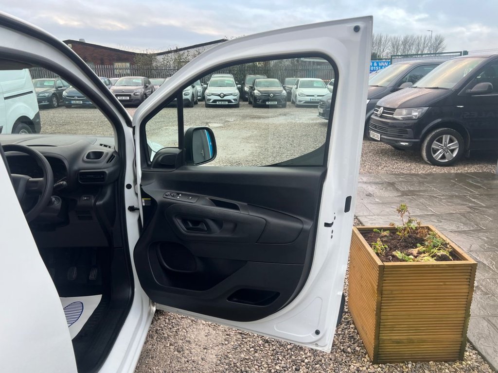2020 Citroën Berlingo 1.5 BlueHDi 650 Enterprise M Panel Van SWB – Euro 6 | 75PS | 1 Owner - Thumbnail 8