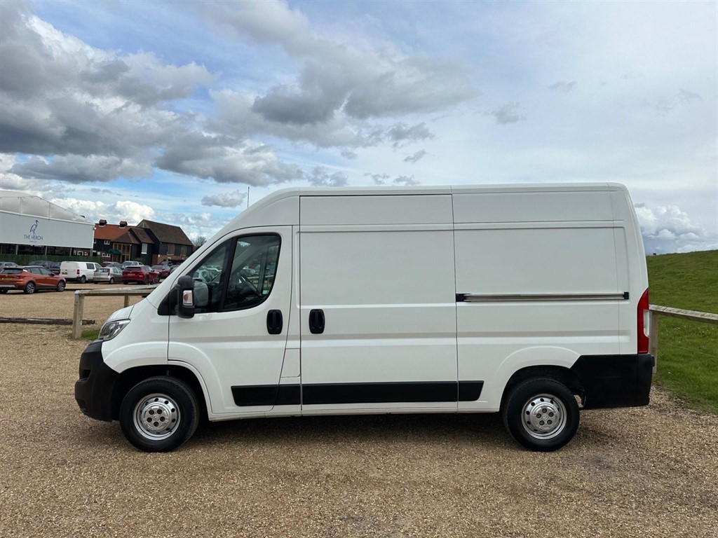 2020 (70) Citroën Relay 2.2 BlueHDi 35 Enterprise L2 H2 Euro 6 (s/s) – NO VAT - Thumbnail 4