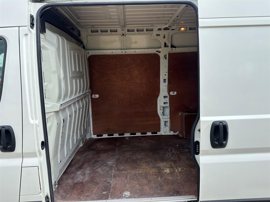 2020 (70) Citroën Relay 2.2 BlueHDi 35 Enterprise L2 H2 Euro 6 (s/s) – NO VAT - Thumbnail 5