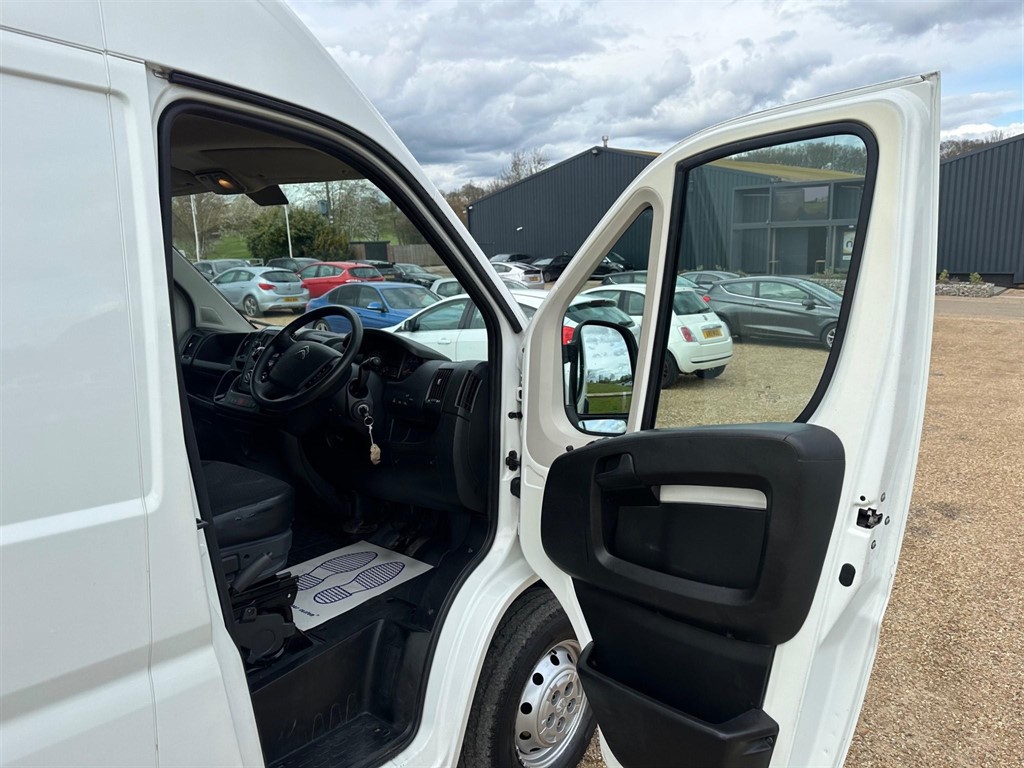 2020 (70) Citroën Relay 2.2 BlueHDi 35 Enterprise L2 H2 Euro 6 (s/s) – NO VAT - Thumbnail 6