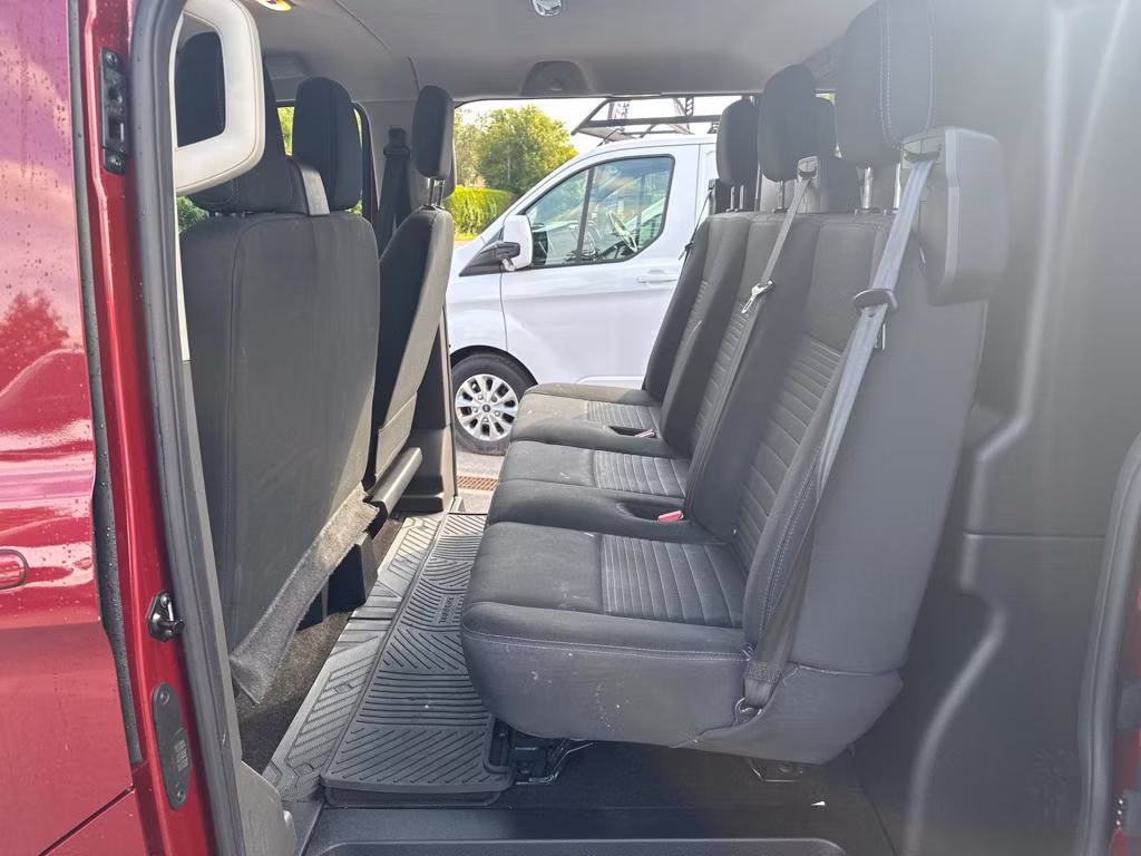 Ford Transit Custom 290 Limited LR DCIV P/V EURO 6 - AUTO - CREW VAN - Thumbnail 7