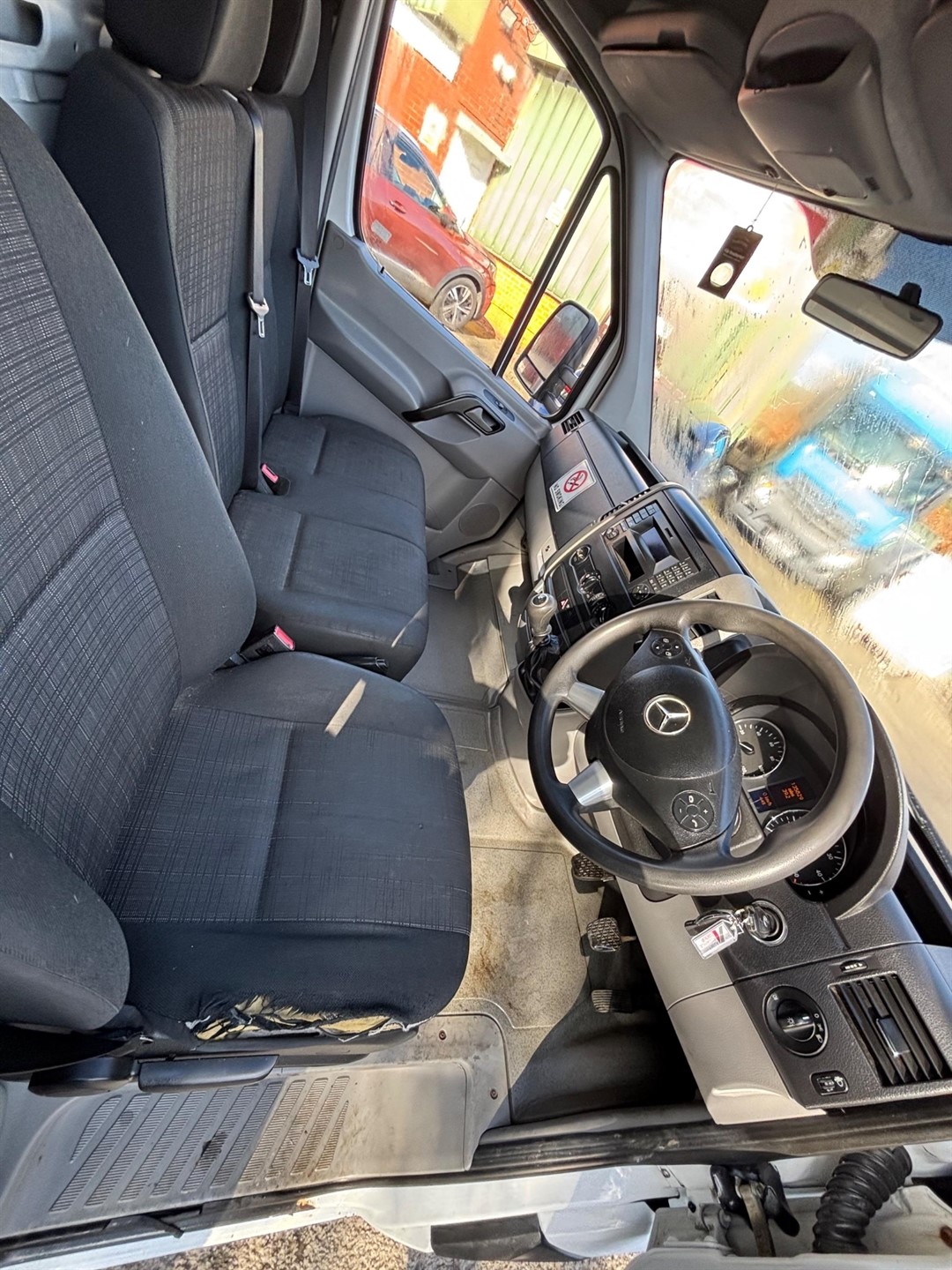 Mercedes-Benz Sprinter 314 CDI Progressive L3 LWB High Roof Panel Van (2022/71) - Thumbnail 5