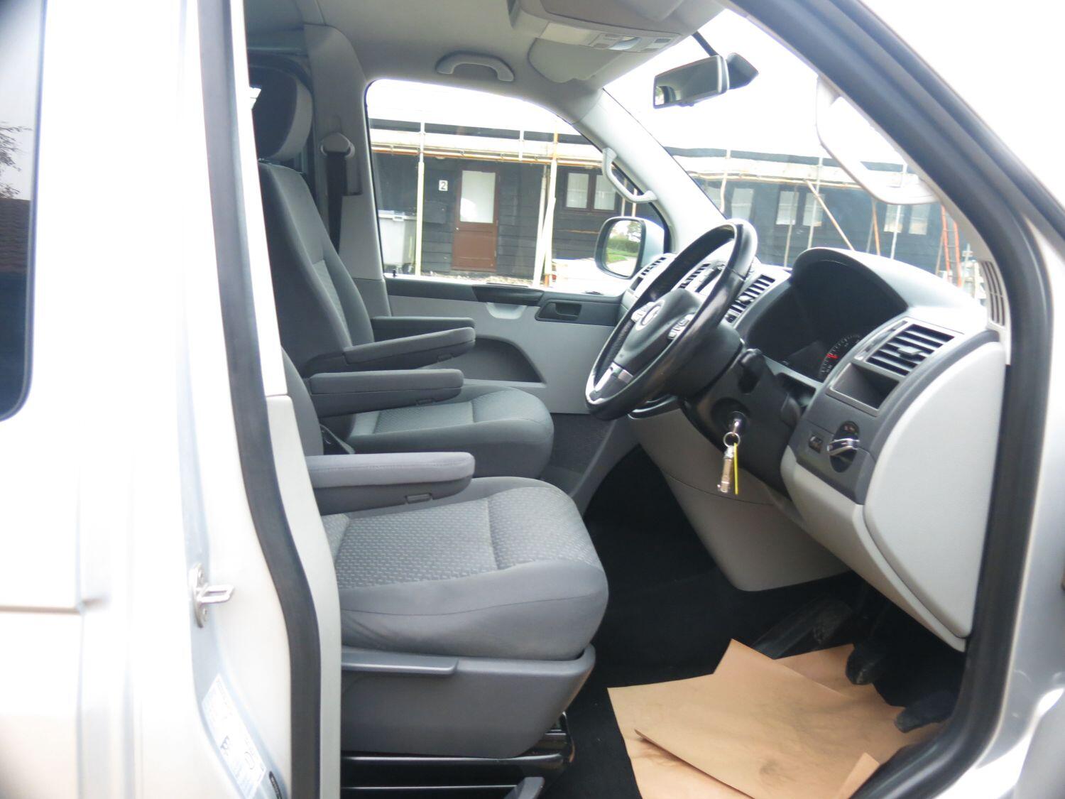 2015 Volkswagen Transporter T5.1 Highline Kombi 140HP SWB – Sportline Styling | 5 Seats | Tailgate | +VAT - Thumbnail 7