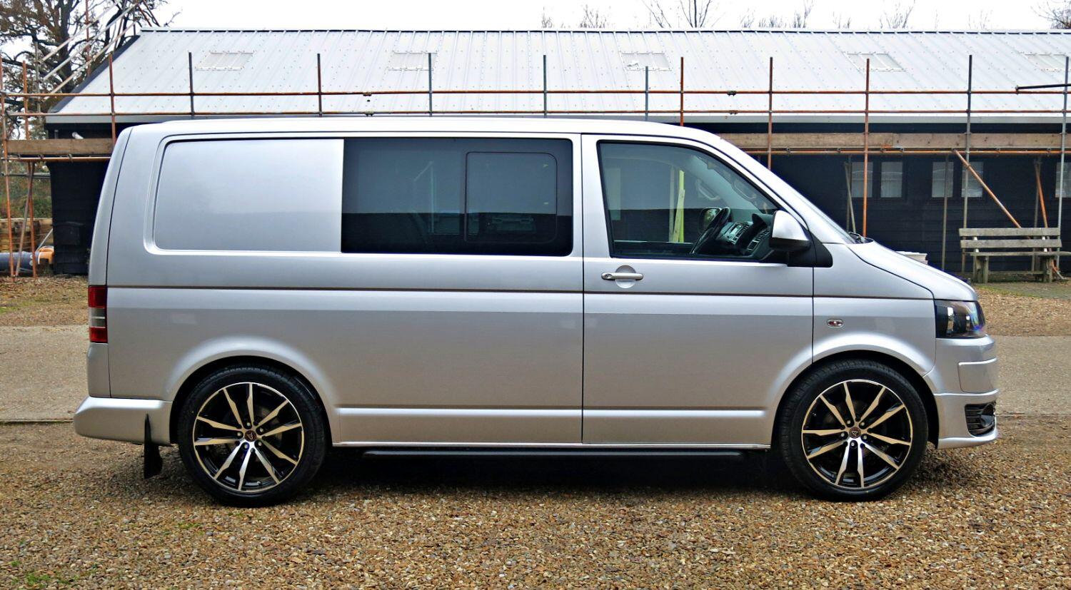 2015 Volkswagen Transporter T5.1 Highline Kombi 140HP SWB – Sportline Styling | 5 Seats | Tailgate | +VAT - Thumbnail 4